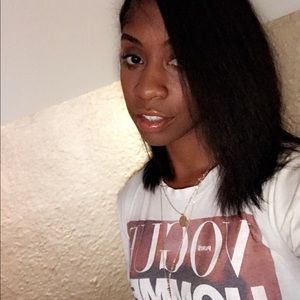 Meet your Posher, Kendra